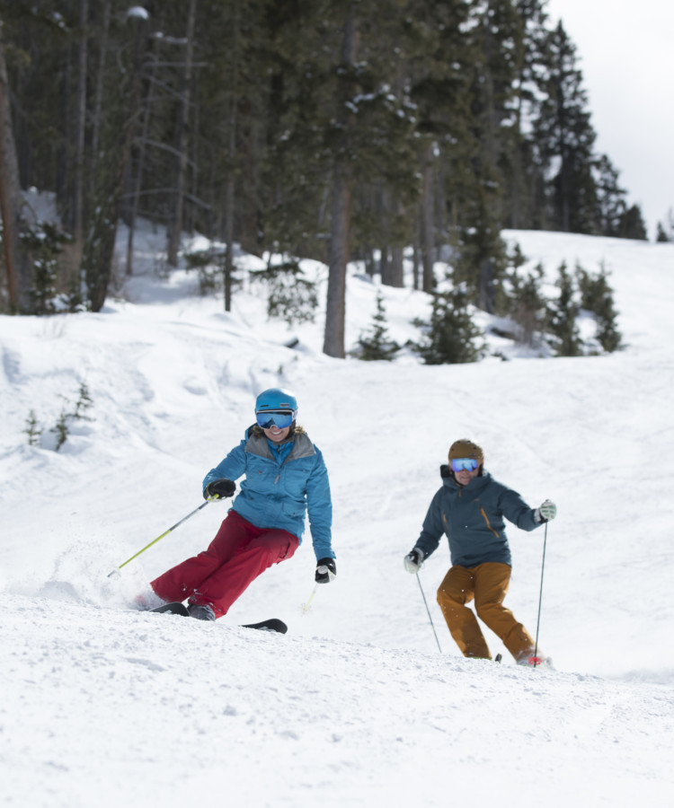 Skiing Groomers